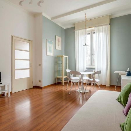 Luvi - Solari Apartment Milan Bagian luar foto