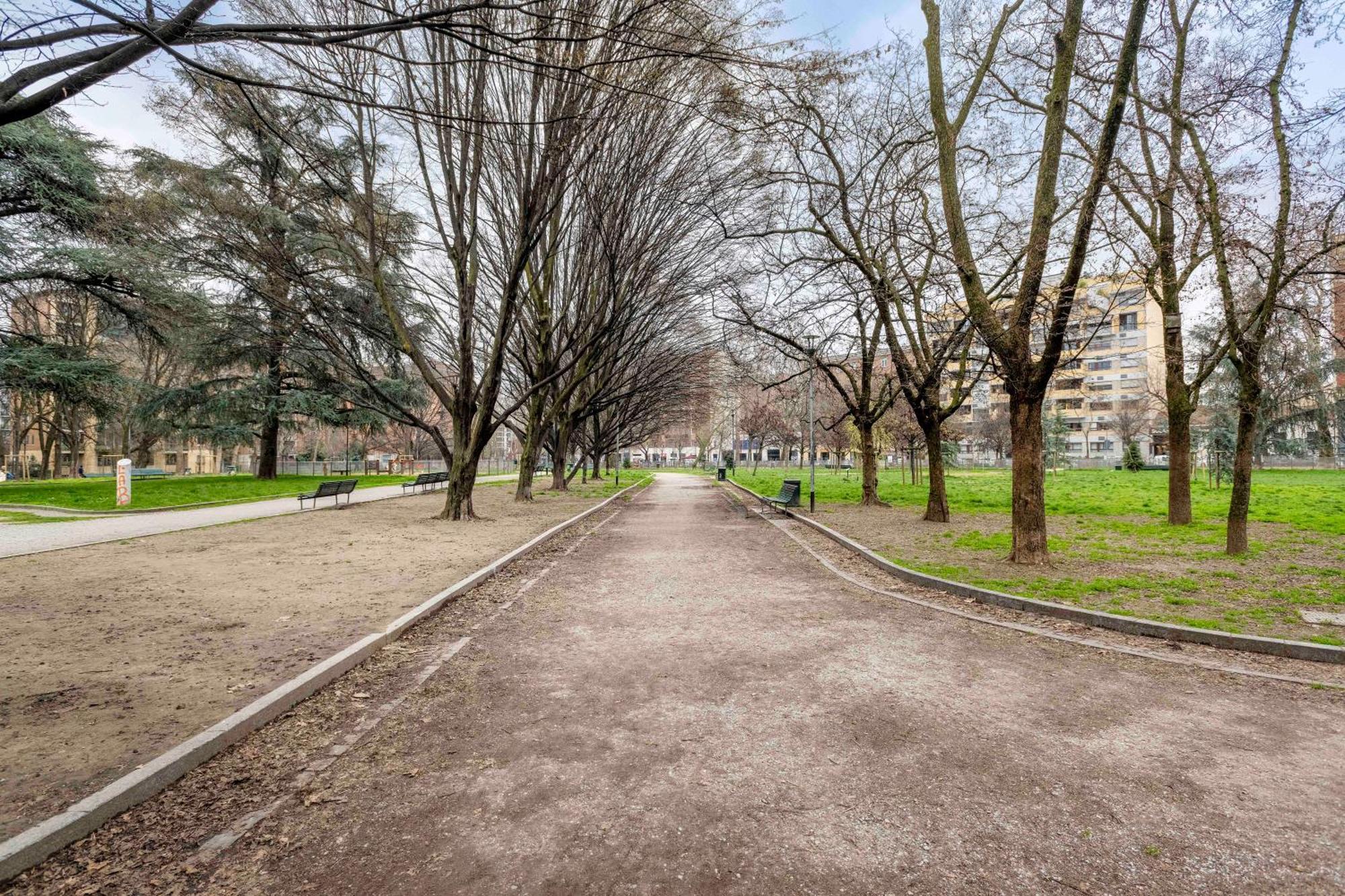 Luvi - Solari Apartment Milan Bagian luar foto